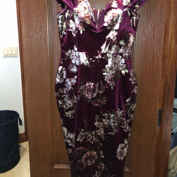 Velvet floral maroon dress - Picture 3 of 4
